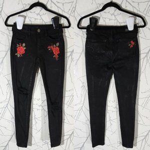 American Eagle Rose Floral Embroidered Low Rise Jeggings